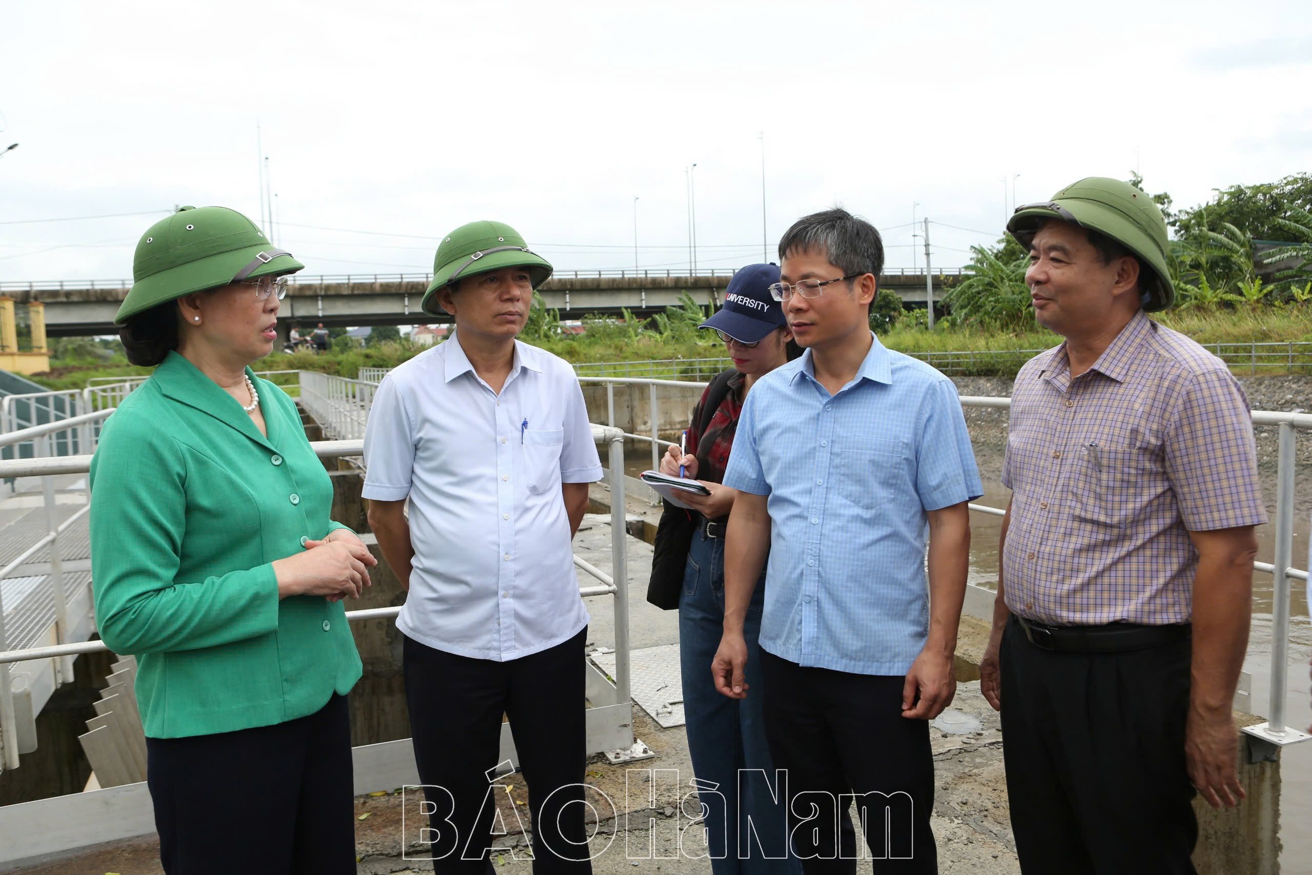 Đồng chí Bí thư Tỉnh ủy Lê Thị Thủy chỉ đạo các địa phương khẩn trương khắc phục thiệt hại sớm ổn định sản xuất sau bão