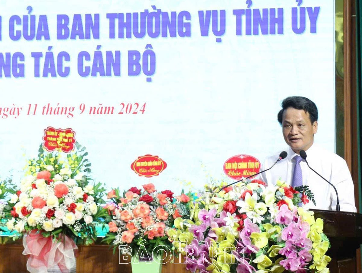 Thành ủy Phủ Lý công bố Quyết định của Ban thường vụ Tỉnh ủy về công tác cán bộ