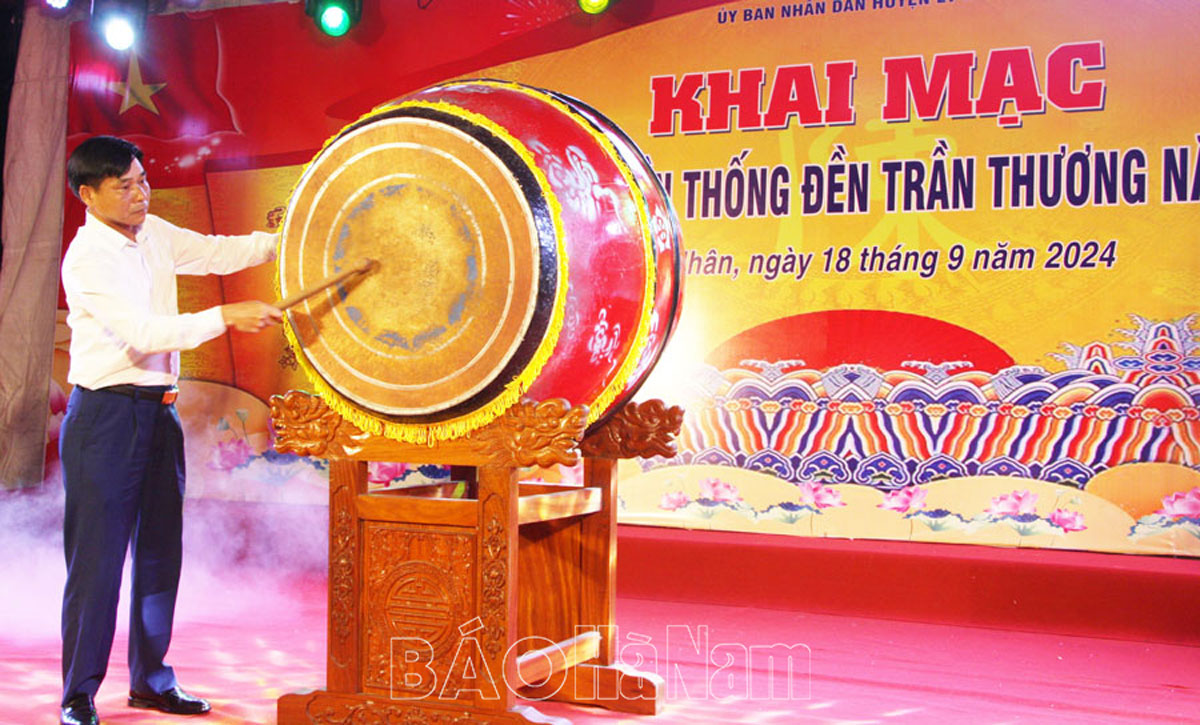 Khai mạc Lễ hội truyền thống đền Trần Thương năm 2024