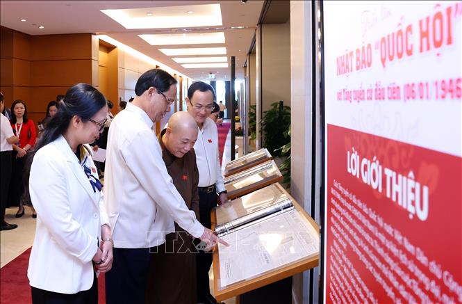 Triển lãm chuyên đề Nhật báo Quốc hội với Tổng tuyển cử đầu tiên