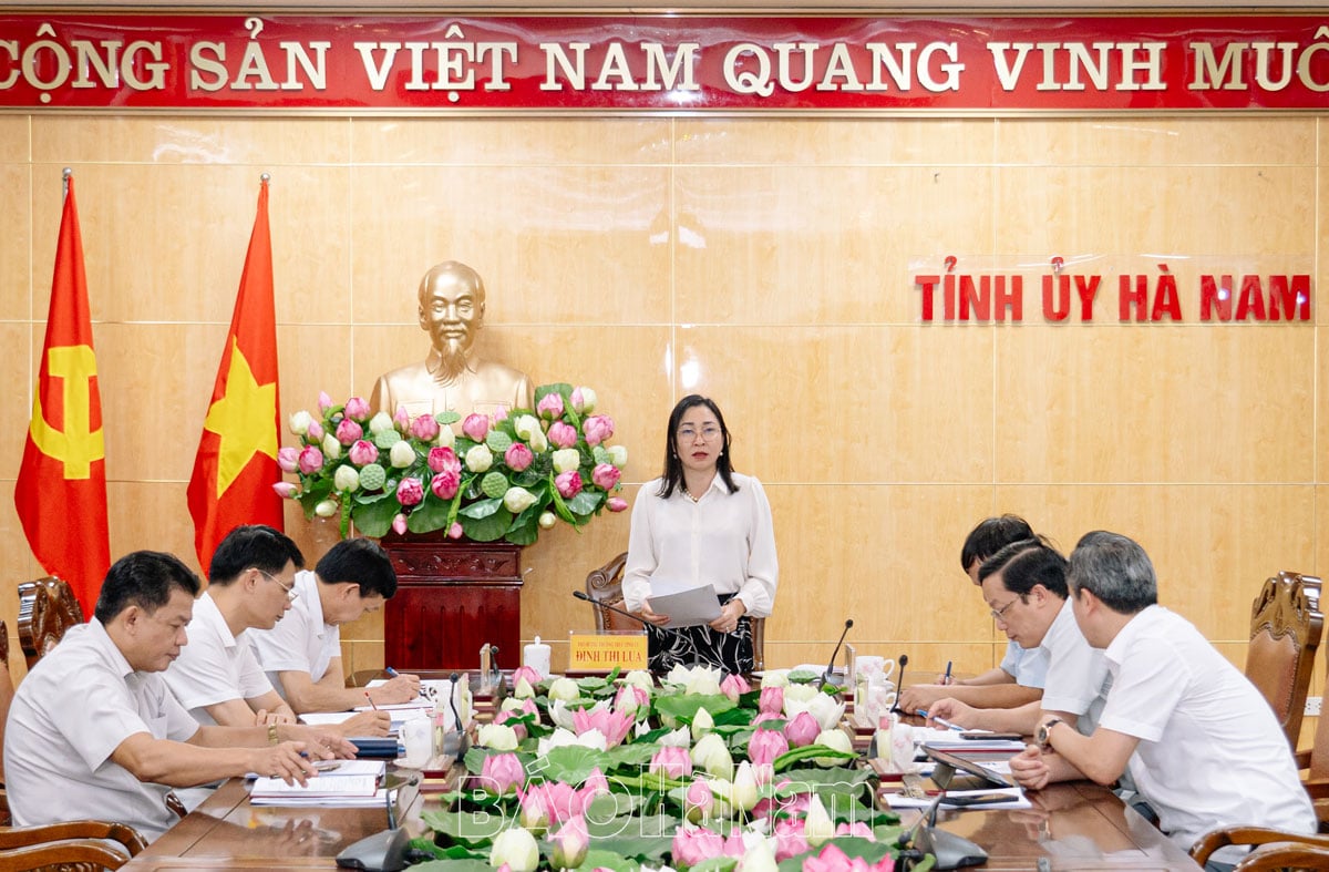 Giao ban Thường trực Tỉnh ủy với lãnh đạo các cơ quan tham mưu giúp việc Tỉnh ủy quý III