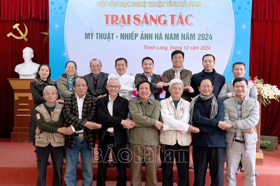 Bế mạc Trại sáng tác Mỹ thuật  Nhiếp ảnh Hà Nam năm 2024