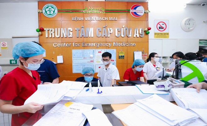 Thực hiện tăng lương rồi cùng tháo gỡ khó khăn