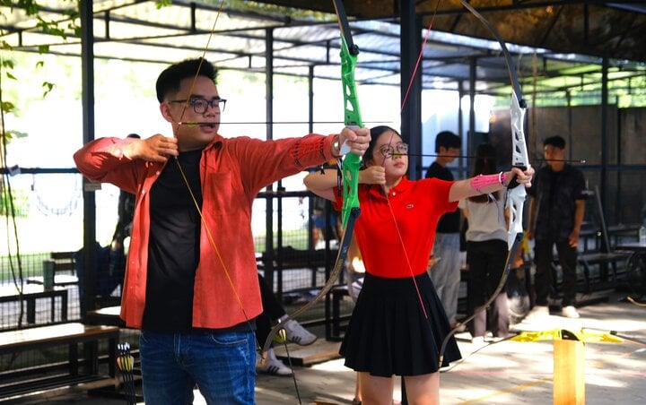 Bắn cung là môn thể thao được nhiều bạn trẻ yêu thích. (Ảnh: X10 Archery)