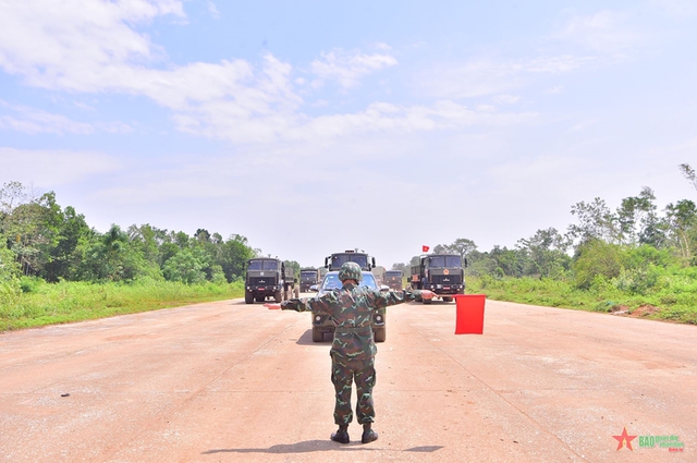 Binh chủng Pháo binh luyện tập diễu binh, diễu hành- Ảnh 11.