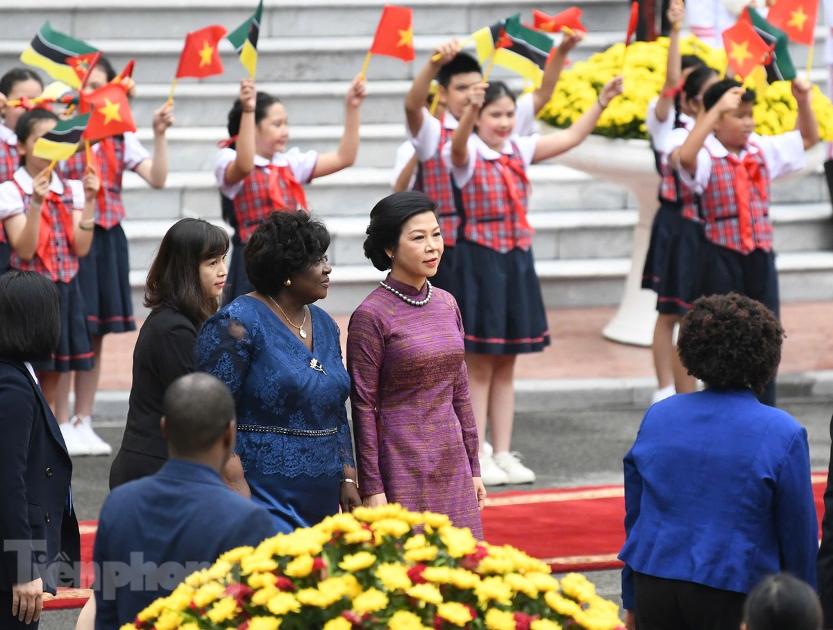 Tổng Bí thư, Chủ tịch nước Tô Lâm chủ trì lễ đón Tổng thống Cộng hoà Mozambique ảnh 5