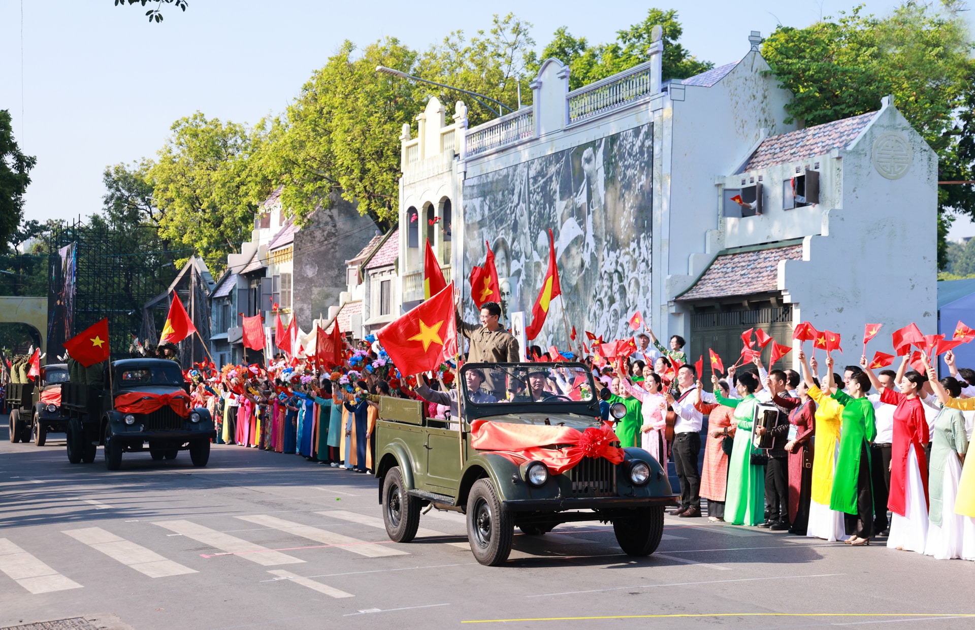 buoi-tong-duyet-chuong-trinh-ngay-hoi-van-hoa-vi-hoa-binh-ky-niem-70-nam-ngay-giai-phong-thu-do-va-25-nam-ha-noi-duoc-unesco-trao-danh-hieu-thanh-pho-vi-hoa-binh-sang-5-10.-anh-do-tam.jpg