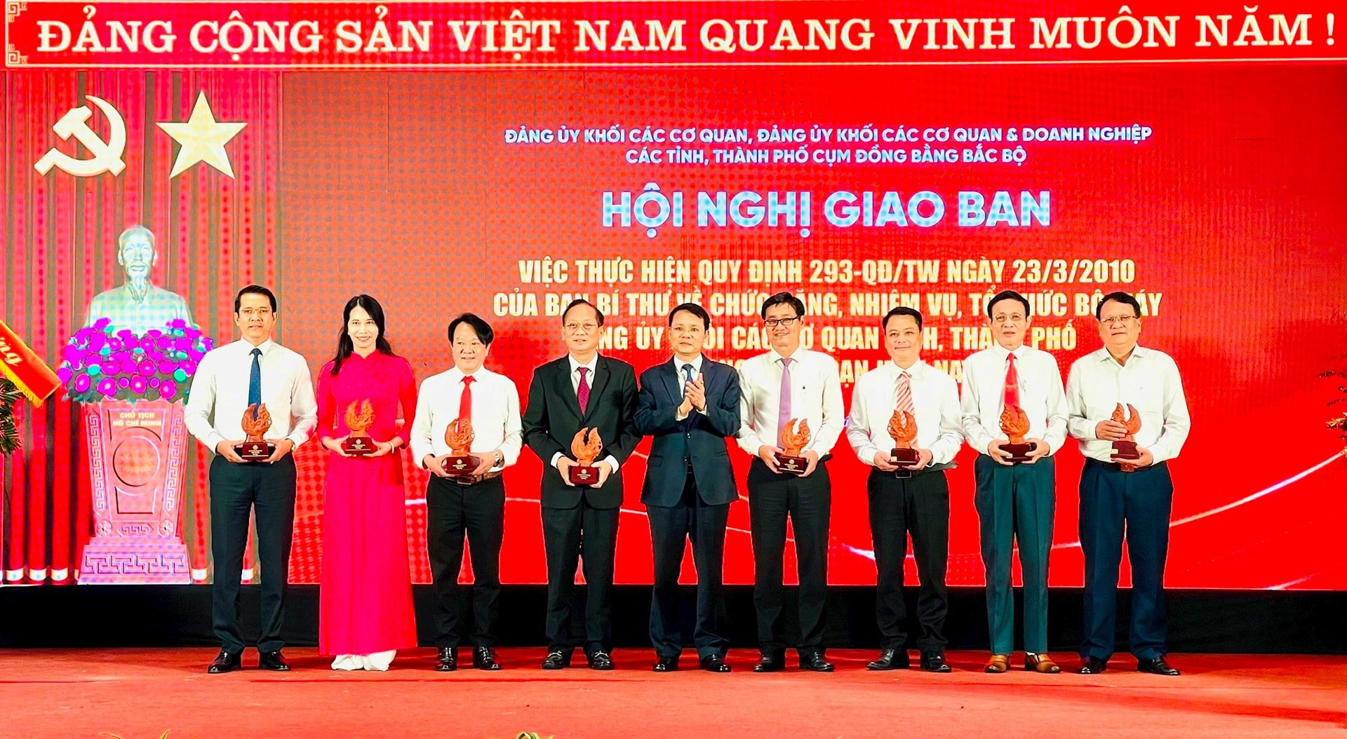 Phó Chủ tịch HĐND thành phố Phạm Quí Tiên 