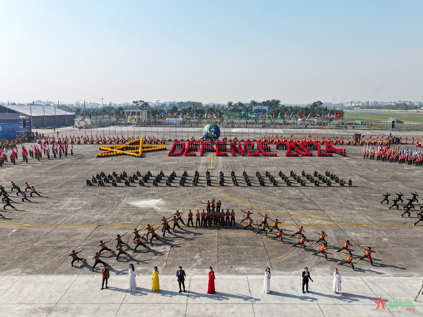 Triển lãm Quốc phòng Quốc tế 2024: Việt Nam giới thiệu 68 chủng loại khí tài