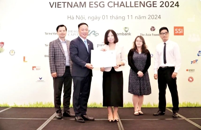 Vietcombank đồng hành tổ chức cuộc thi Vietnam ESG Challenge 2024- Ảnh 1.