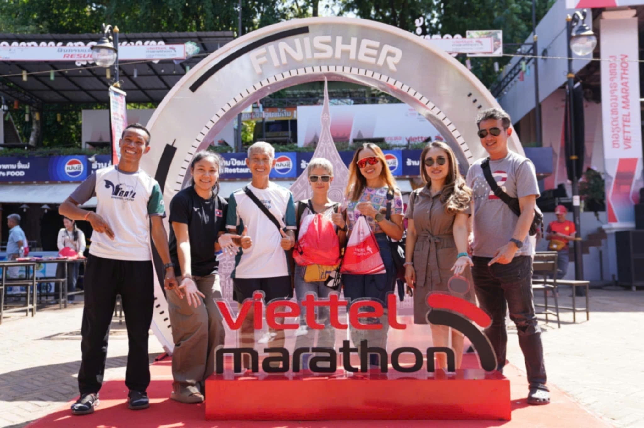 Viettel marathon 2024 chính thức khai mạc tại Lào, mang đến sức hút chưa từng có- Ảnh 4.