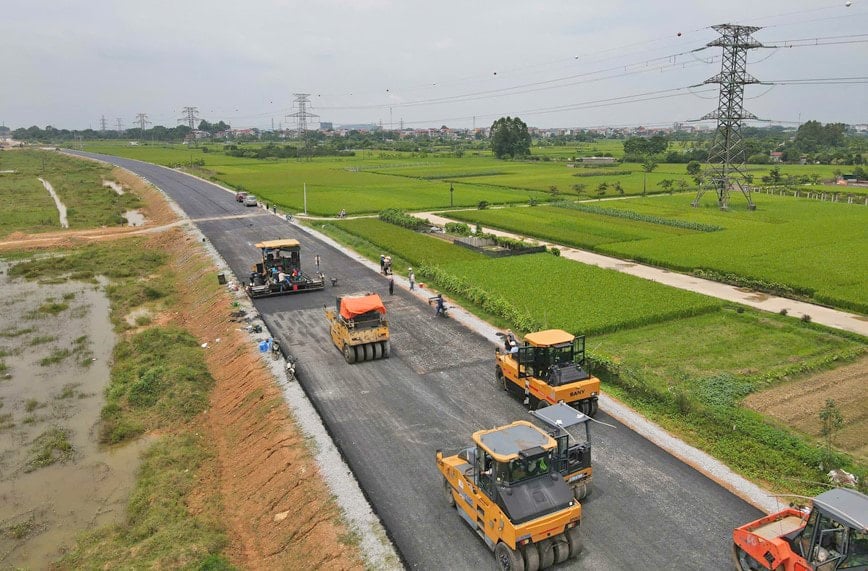 am-2023.-trong-anh-thi-cong-du-an-dau-tu-xay-dung-duong-vanh-dai-4-vung-thu-do-ha-noi-doan-qua-huyen-dong-anh.-anh-pham-cong.jpg