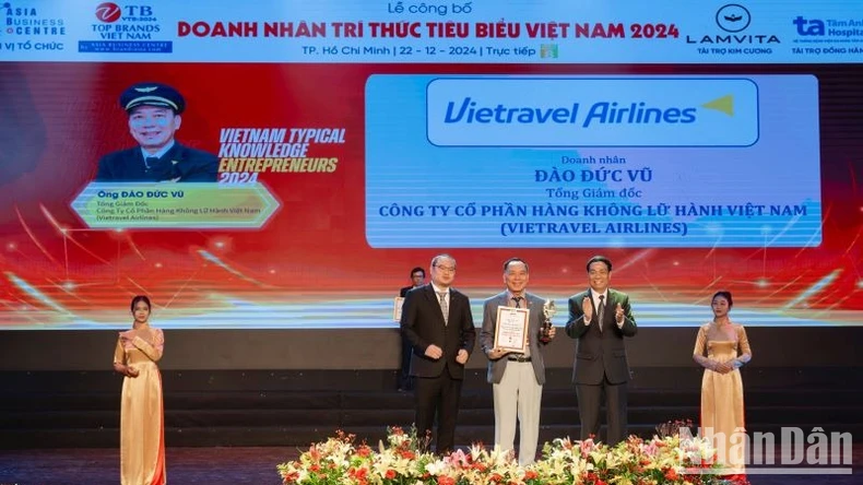 Vietravel Airlines được vinh danh Thương hiệu hàng đầu Việt Nam ảnh 1