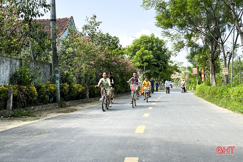 Thăm khu dân cư nông thôn mới kiểu mẫu Vĩnh Đại