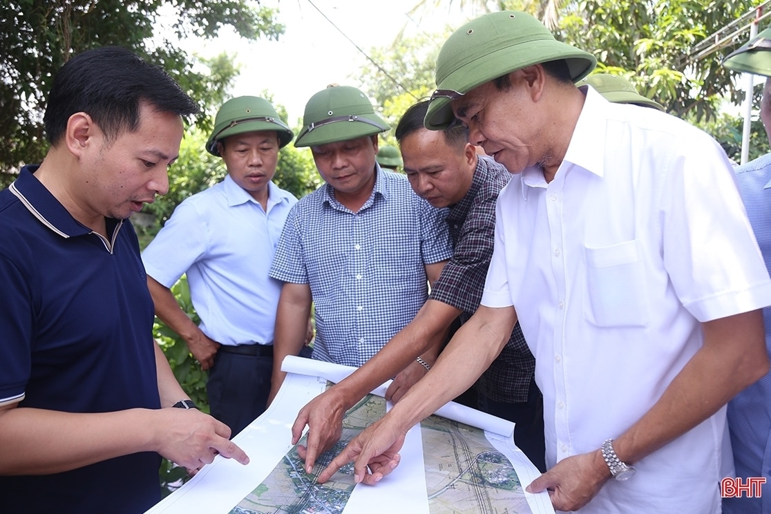 Phối hợp tốt, tháo gỡ khó khăn thực hiện dự án cao tốc Bắc - Nam qua Hà Tĩnh