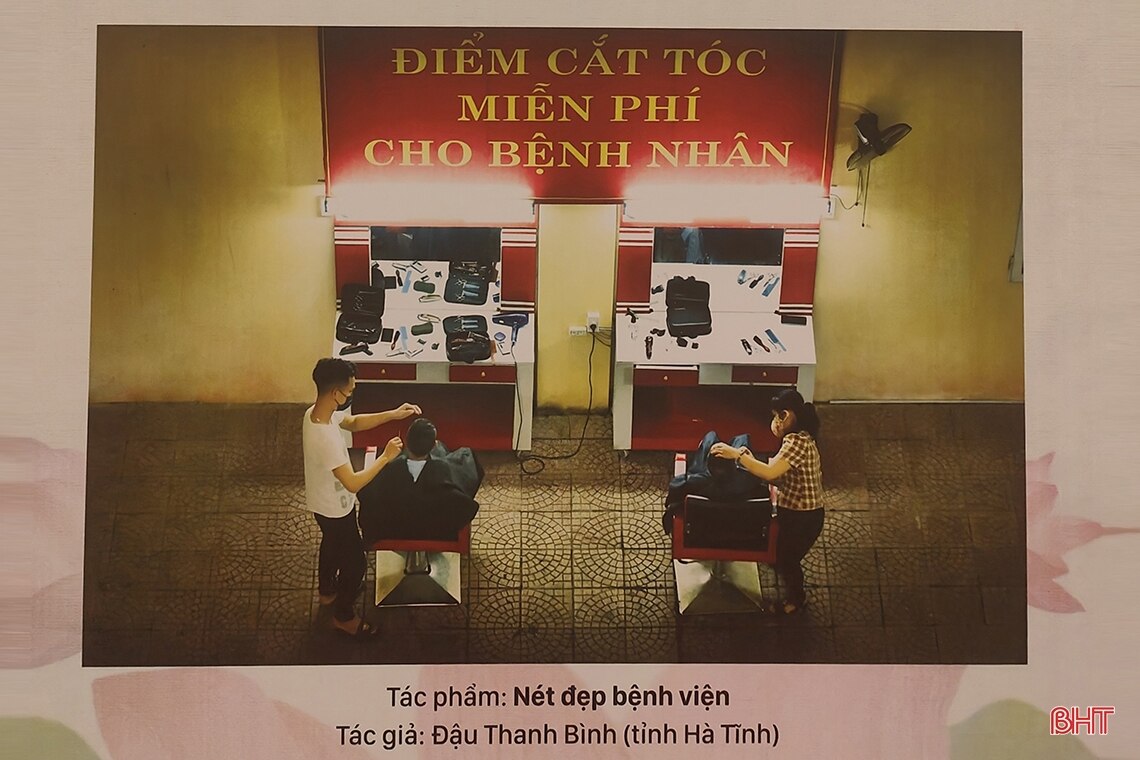 Hà Tĩnh có 10 tập thể, cá nhân đạt giải quảng bá, sáng tác tác phẩm học và làm theo Bác