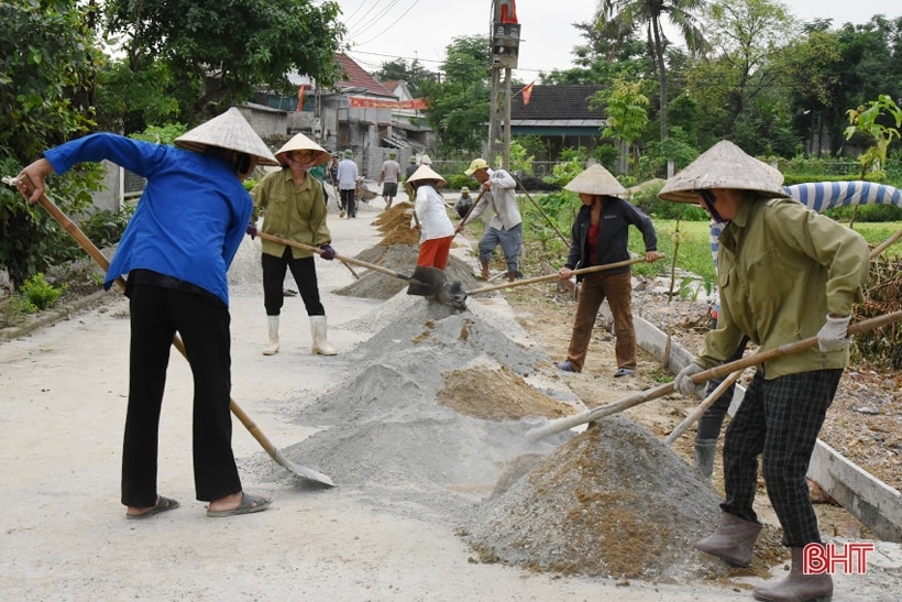 Những chủ thể làm khởi sắc nông thôn mới huyện ven biển Hà Tĩnh