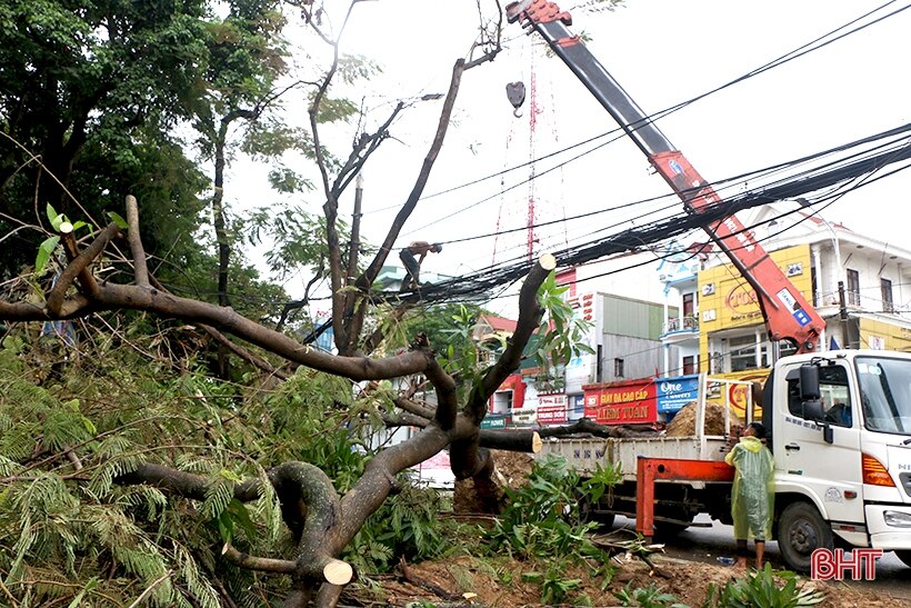 Đảm bảo an toàn, chủ động tiêu thoát nước, ứng phó với mưa lớn ở TP Hà Tĩnh