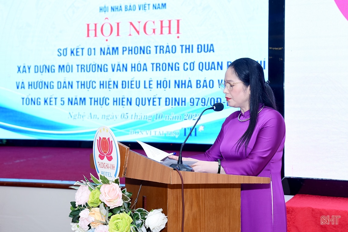 Đẩy mạnh phong trào thi đua xây dựng môi trường văn hóa trong cơ quan báo chí