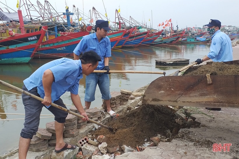 Chủ động hỗ trợ ngư dân Hà Tĩnh trong mùa mưa bão