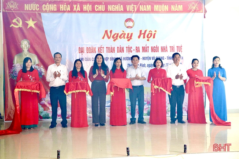 Người dân Vũ Quang vui ngày hội đại đoàn kết dân tộc