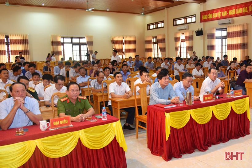 Lộc Hà tăng cường giáo dục chính trị, tư tưởng, nâng cao chất lượng đảng viên