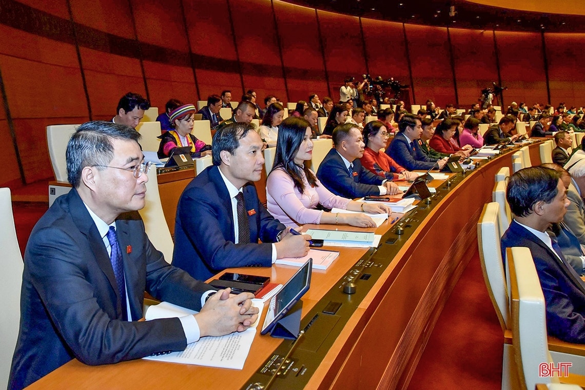 Tuần làm việc cuối Kỳ họp thứ 6: Quốc hội biểu quyết thông qua nhiều luật, nghị quyết