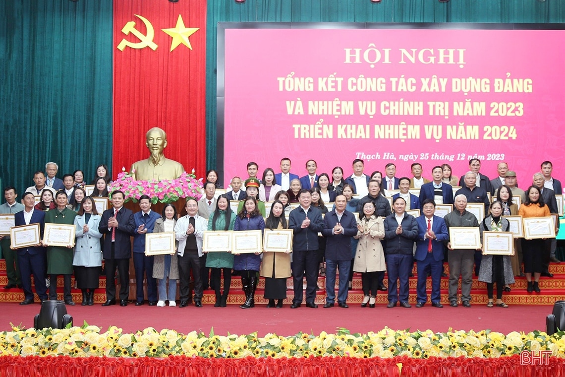 BTV các huyện ủy Thạch Hà, Lộc Hà triển khai nhiệm vụ năm 2024