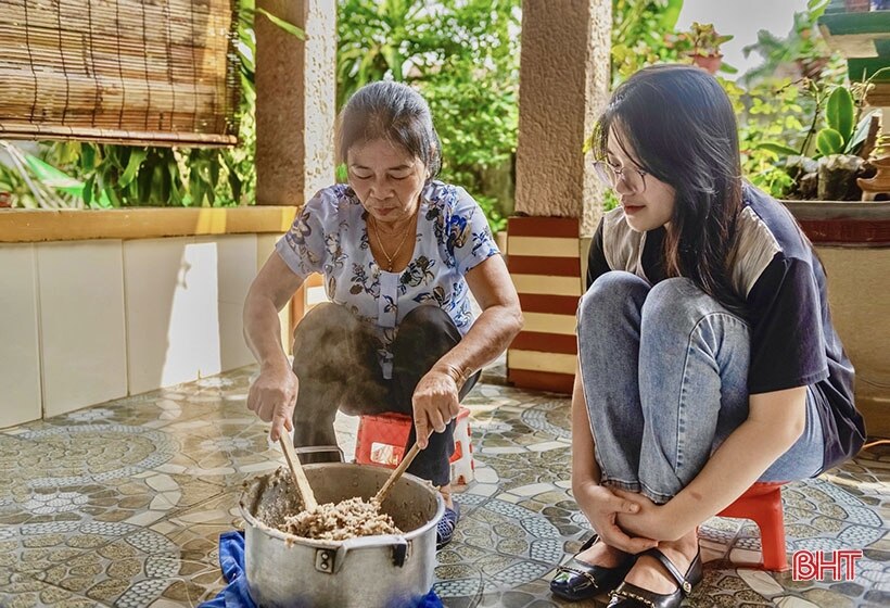 Mưa dầm, khoai xéo, cá khô...