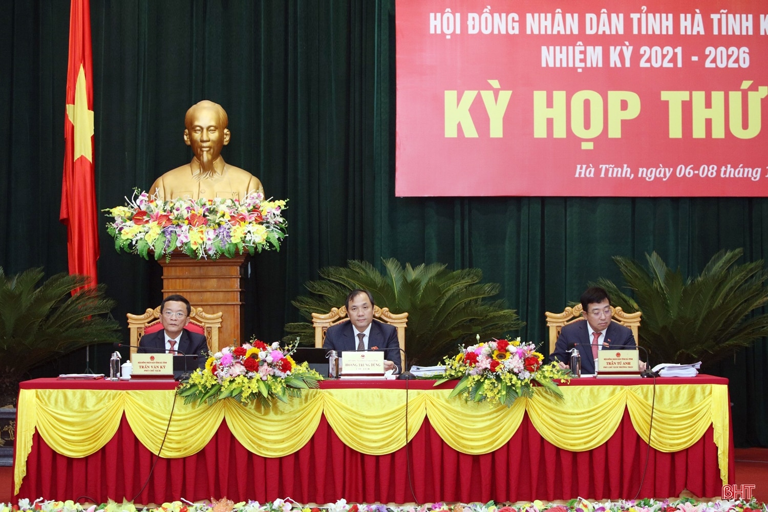 Sáng nay, HĐND tỉnh Hà Tĩnh khóa XVIII tiến hành bế mạc Kỳ họp 17