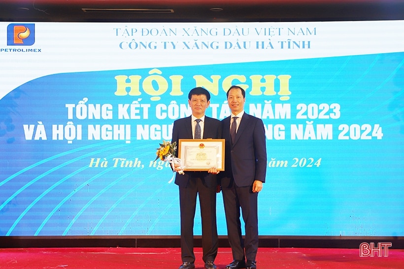 Xăng dầu Hà Tĩnh nộp ngân sách trên 335 tỷ đồng