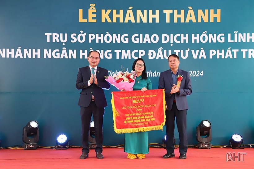 Khánh thành trụ sở Phòng giao dịch BIDV Hồng Lĩnh