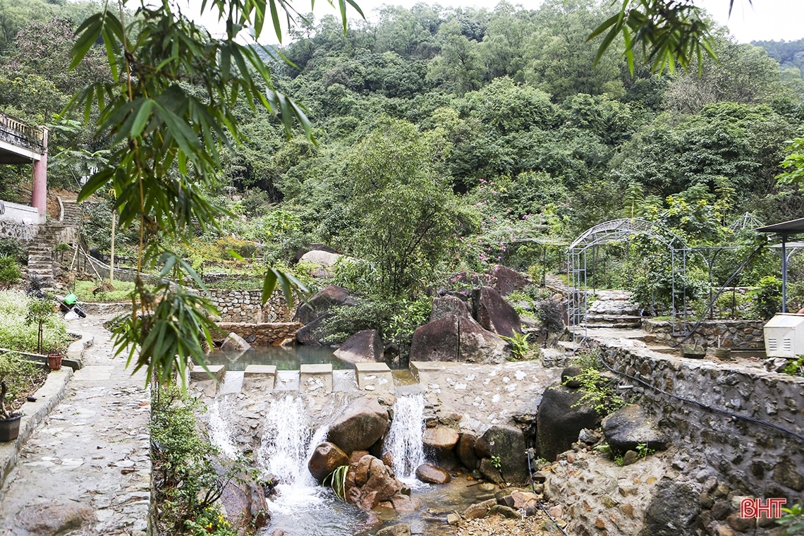 “Check in” xuân sớm chùa Hương - Hà Tĩnh