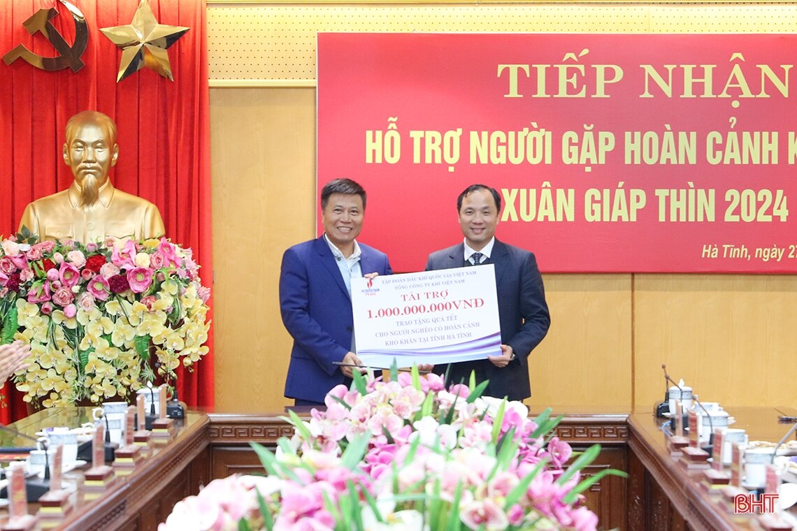 Tiếp nhận 4,5 tỷ đồng hỗ trợ người gặp hoàn cảnh khó khăn ở Hà Tĩnh