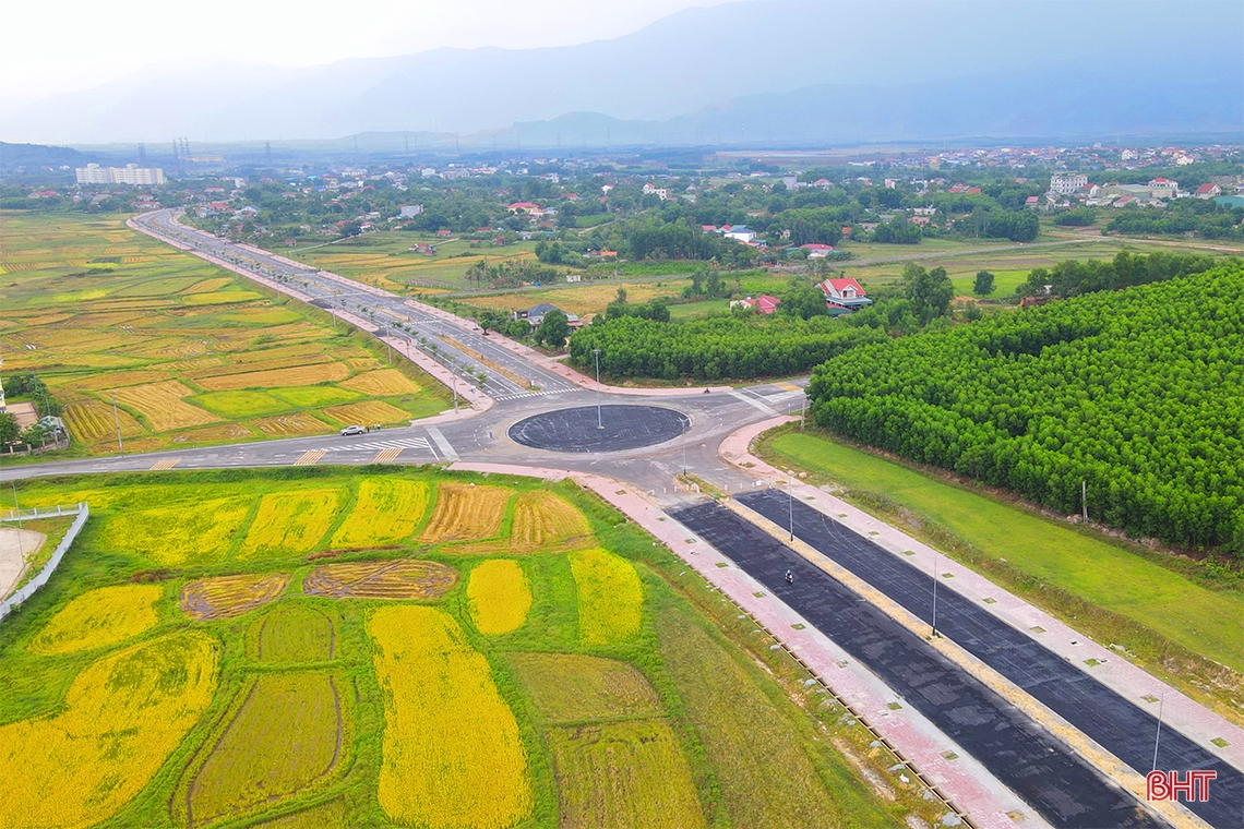 Không ngừng kiến tạo, phấn đấu 2025 là thành phố năng động của Hà Tĩnh