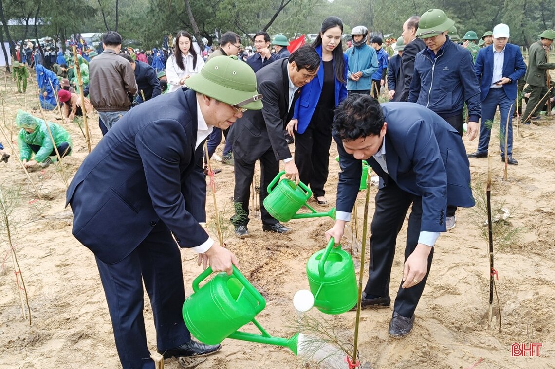 Khởi công xây dựng công trình lưu niệm Anh hùng Phan Đình Giót tại Hà Tĩnh