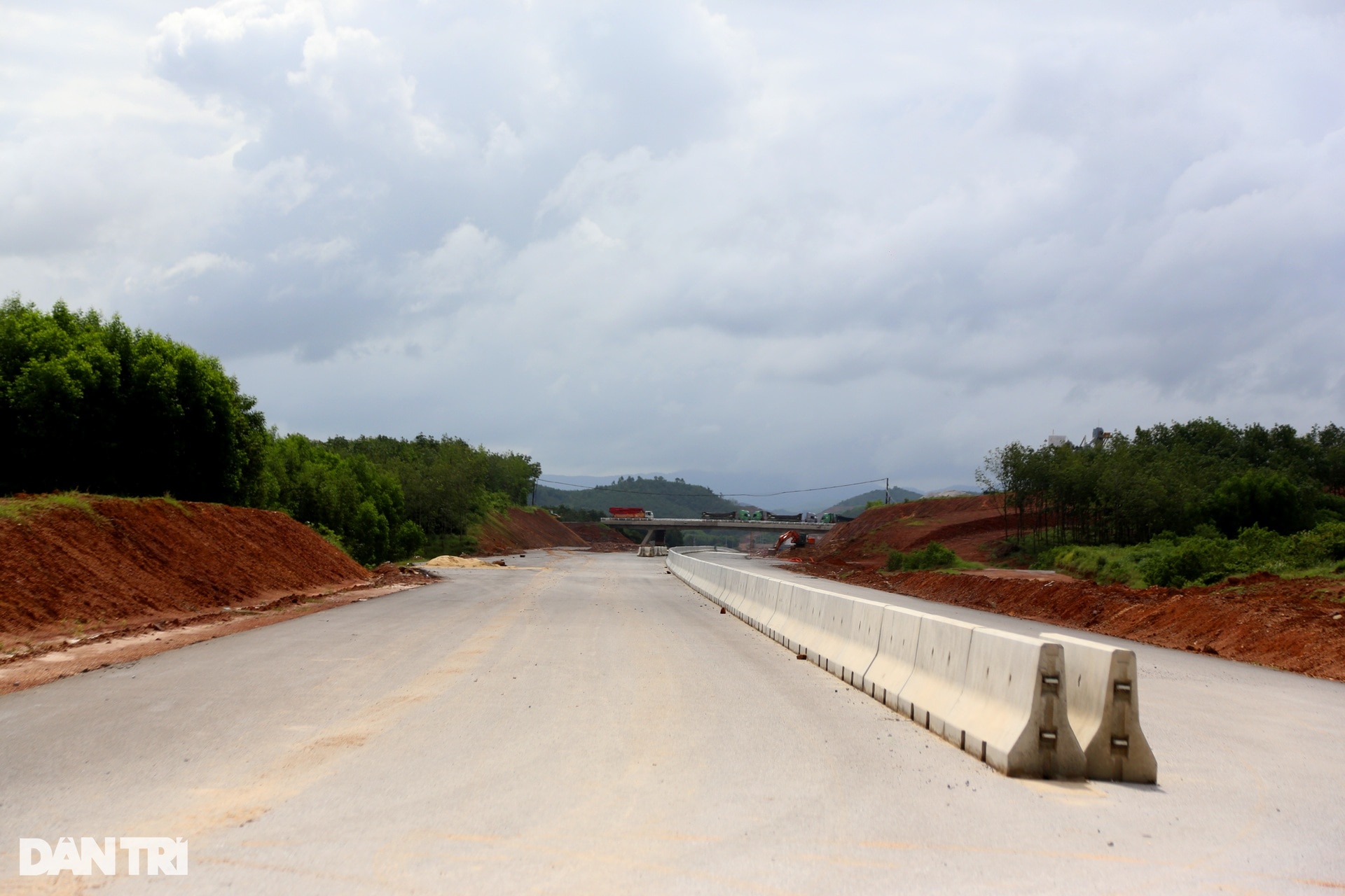 Hình hài cao tốc Bắc - Nam đoạn qua Quảng Bình - 7