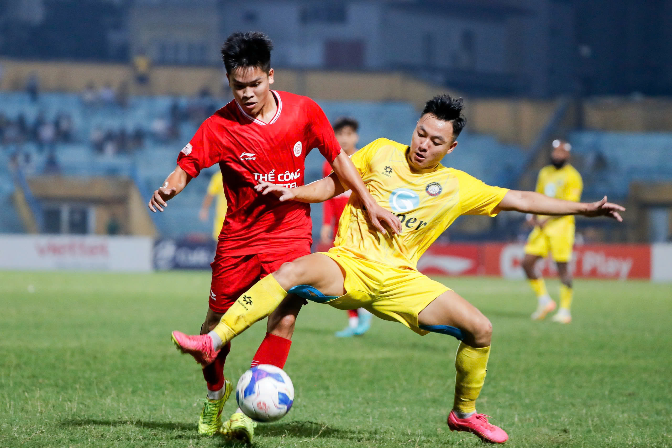 Lịch thi đấu V-League hôm nay: Đại chiến Bình Dương - Nam Định, ngôi đầu đổi chủ?- Ảnh 3.