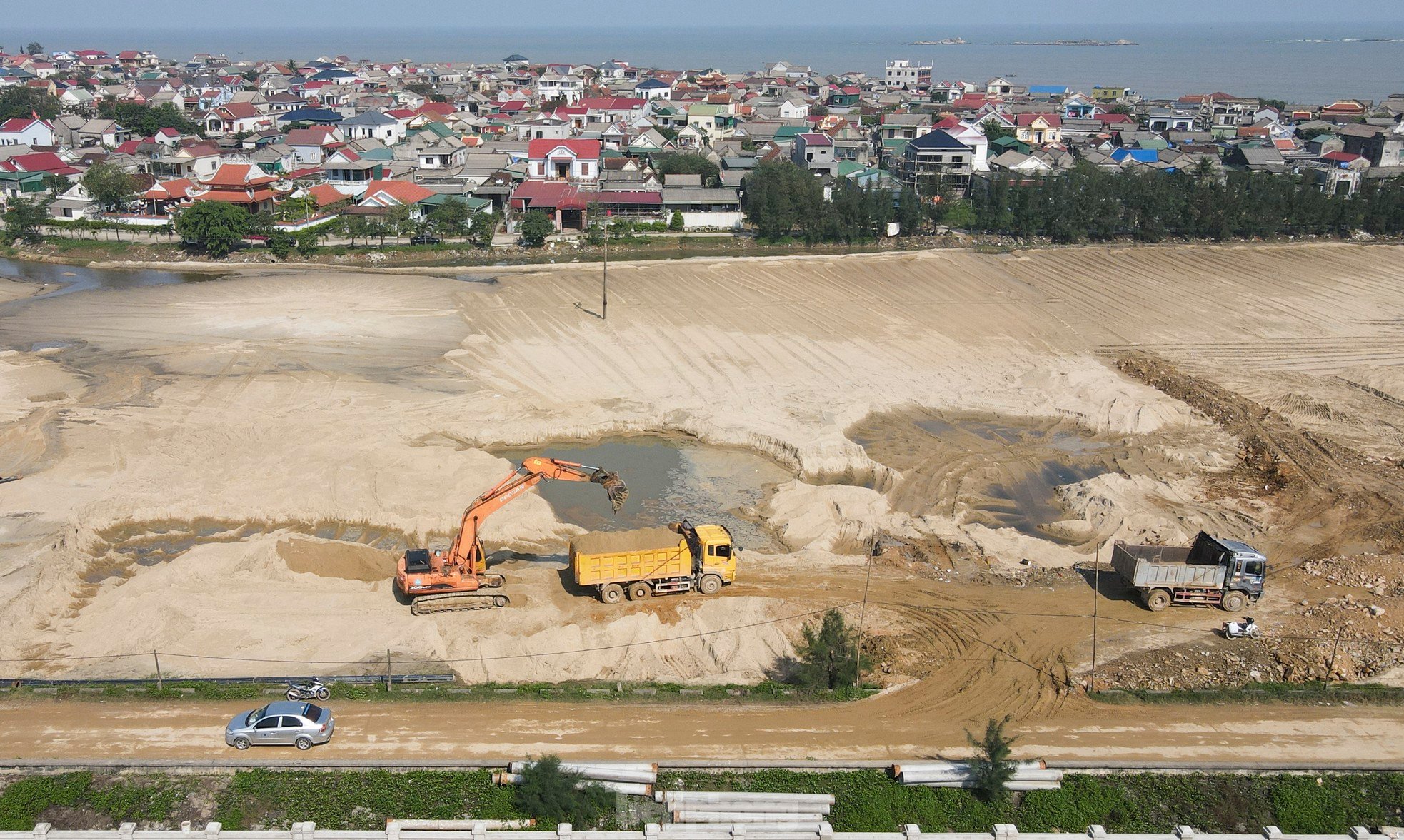 Dự án trọng điểm: Chỗ cấp tập thi công, nơi dở dang 'đứt đoạn' ảnh 9