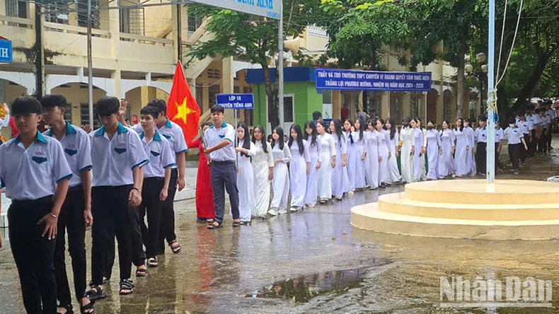 Gần 155 nghìn học sinh Hậu Giang khai giảng năm học mới ảnh 1