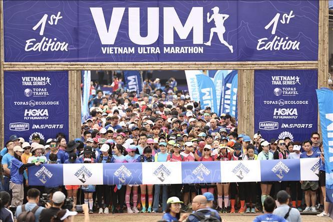 D:\Ảnh Chuyên môn VH,TT & DL\Ảnh Chuyên môn Thể Thao\Siêu Marathon 2024\432780458_418679713992151_1180668035814542598_n.jpg