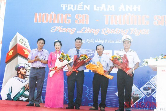 Triển lãm “Hoàng Sa - Trường Sa trong lòng Quảng Ngãi” ảnh 4