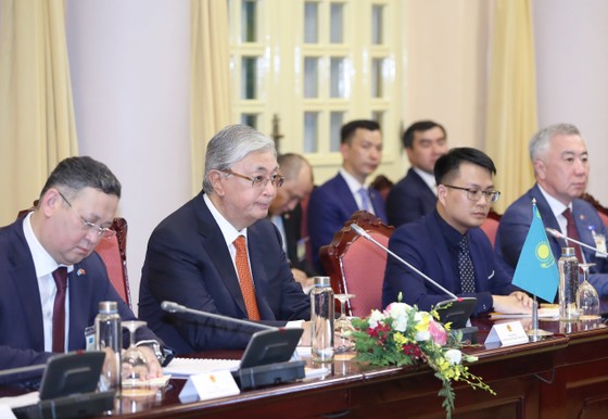 Chủ tịch nước Võ Văn Thưởng chủ trì lễ đón Tổng thống Kazakhstan Kassym-Jomart Tokayev ảnh 7