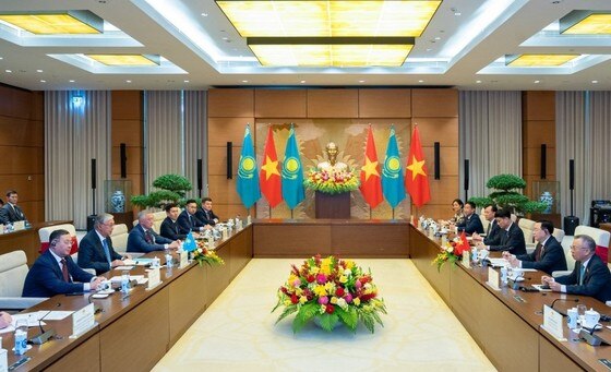 Việt Nam - Kazakhstan tăng cường hơn nữa sự hợp tác trong lĩnh vực kinh tế, thương mại và đầu tư ảnh 2