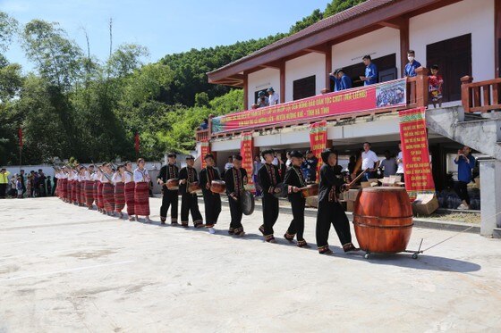 Vui Tết Lấp lỗ cùng đồng bào dân tộc Chứt ở bản Rào Tre ảnh 3