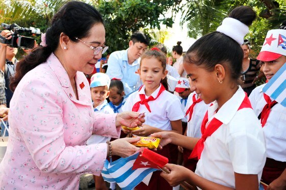 TPHCM sẵn sàng chia sẻ kinh nghiệm phát triển kinh tế - xã hội với Cuba ảnh 4