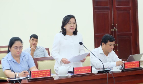 TS Bùi Thị Ngọc Trang, Phó Giám đốc Học viện Cán bộ TPHCM tại hội thảo