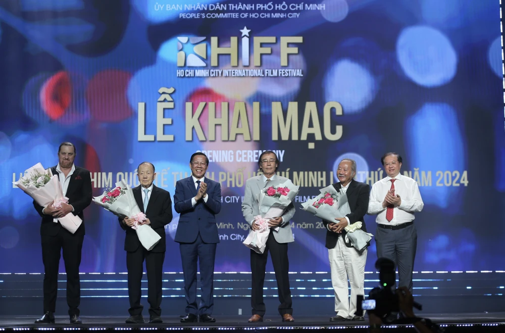 khai mac hiff 3.jpg