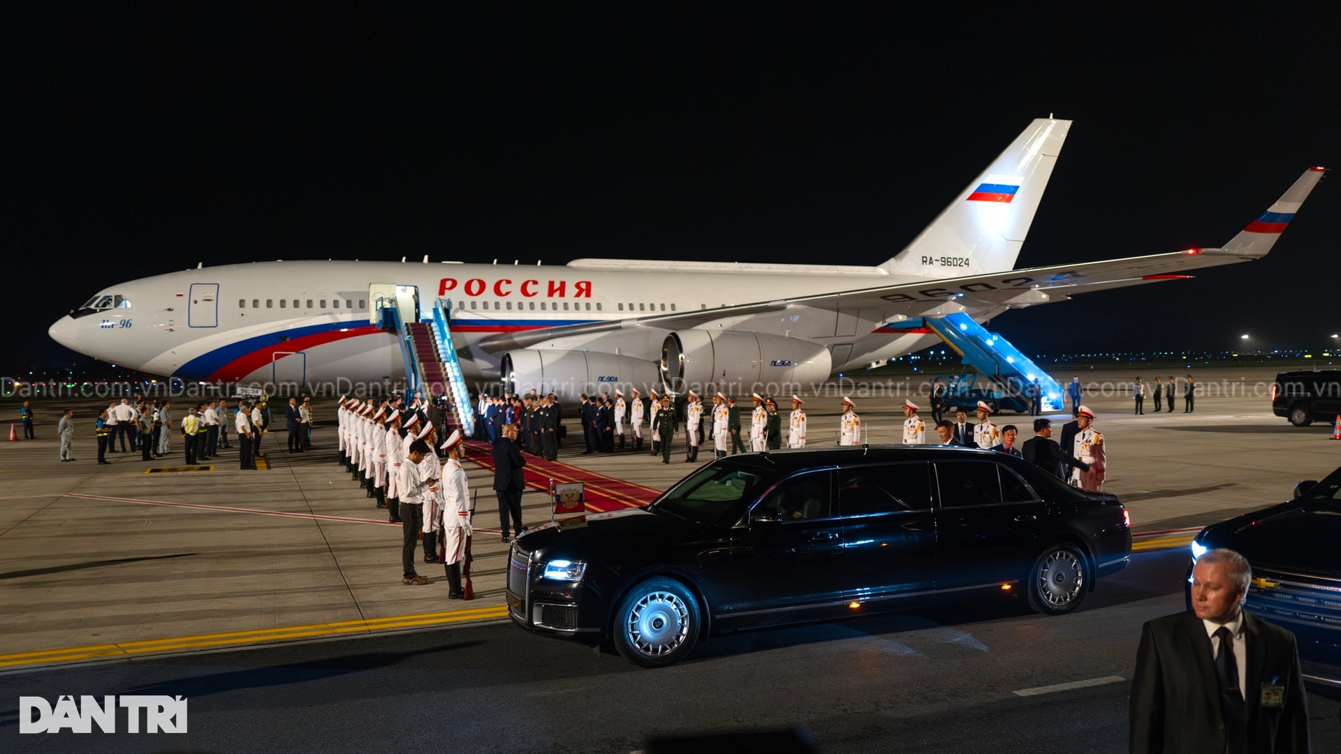 22 giờ bận rộn của Tổng thống Putin trong chuyến thăm Việt Nam - 1