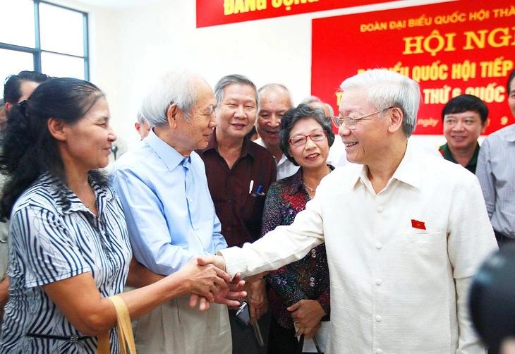 PGS.TS LÊ QUỐC LÝ - nguyên phó giám đốc Học viện Chính trị quốc gia Hồ Chí Minh